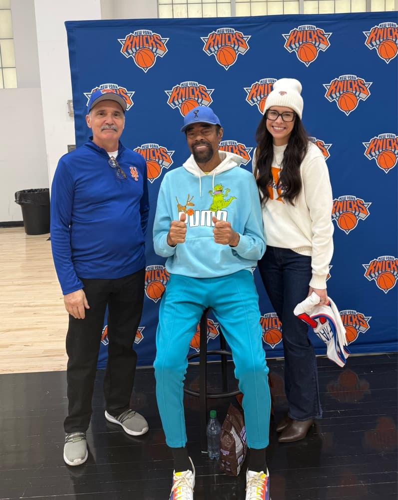 Knicks Sweater - Image 1