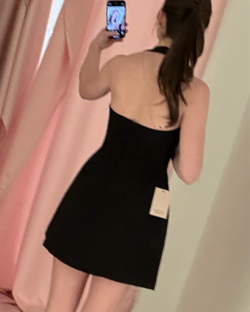 Chic Black Mini Dress - Image 4