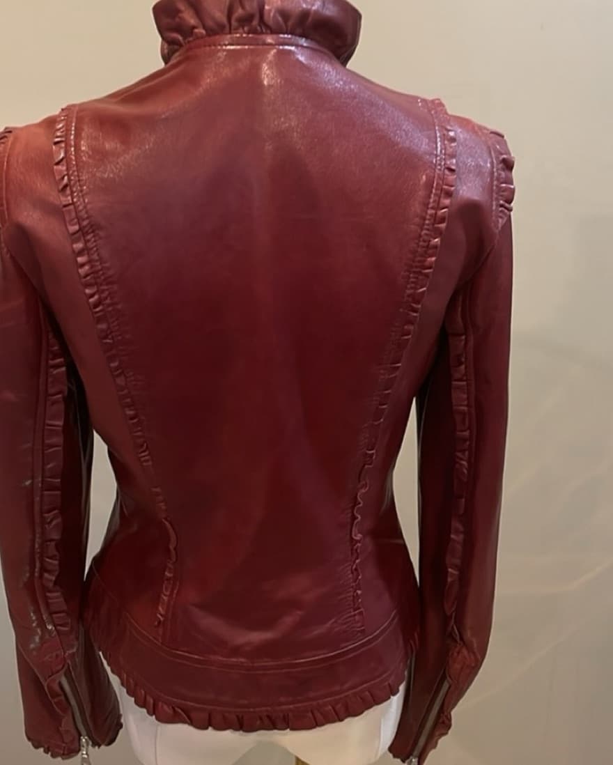 Chic Leopard Print Faux Leather Jacket - Image 2