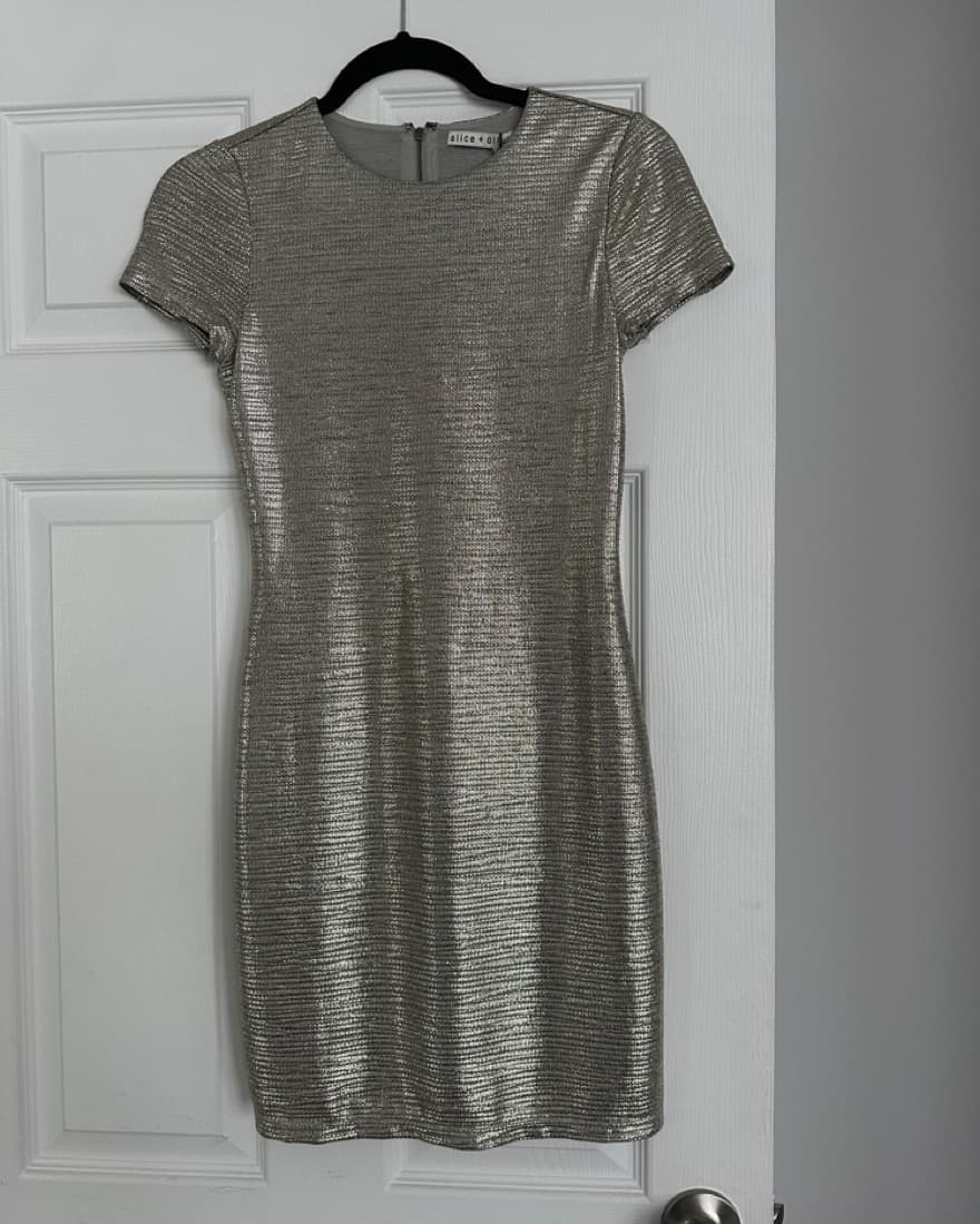 Alice + Olivia Delora Dress - Image 3