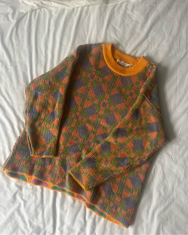 Vibrant Camo Knit Shorts Set - Image 3