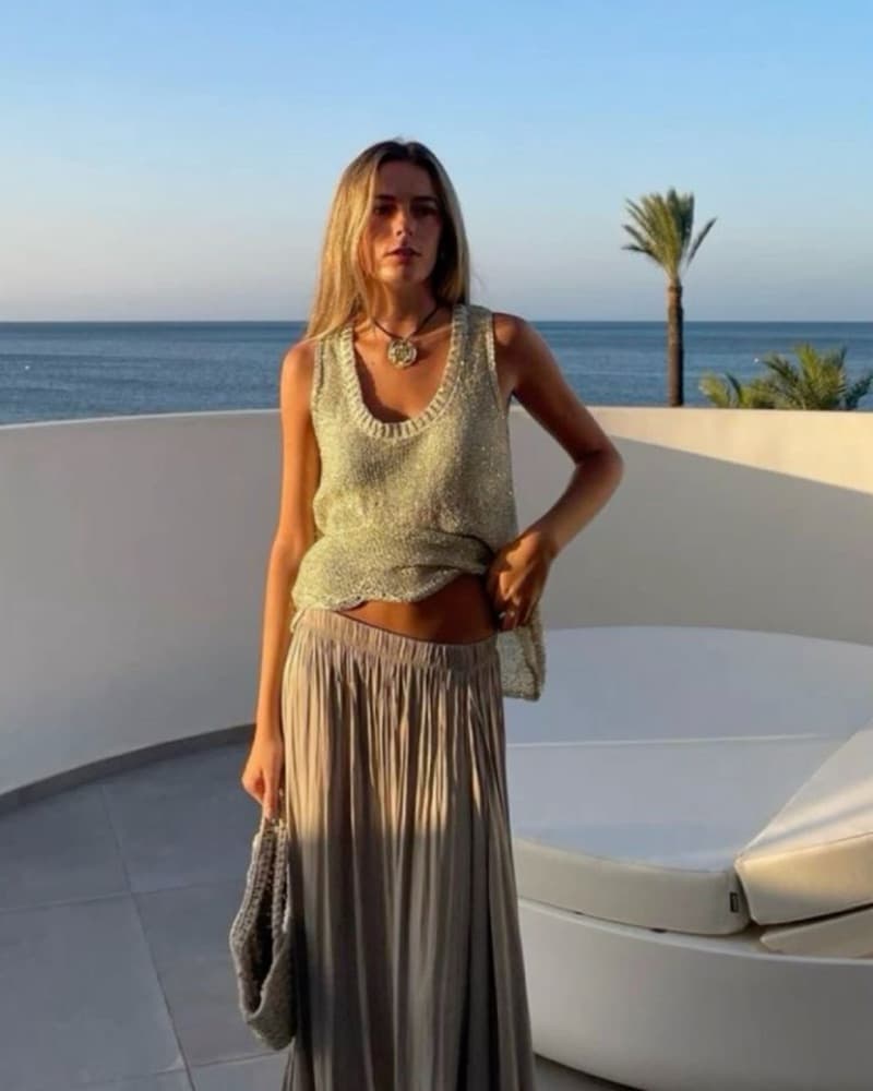 Shimmering Knit Sleeveless Top - Image 2