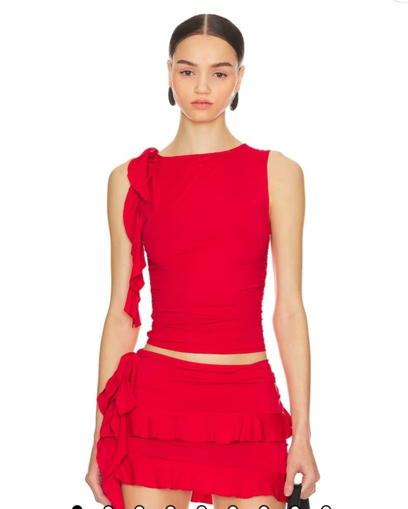 lioness matching red set - Image 3