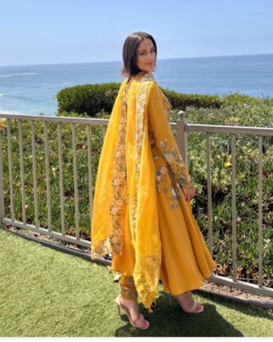 Haldi Indian Wedding Celebration Dress - Image 2