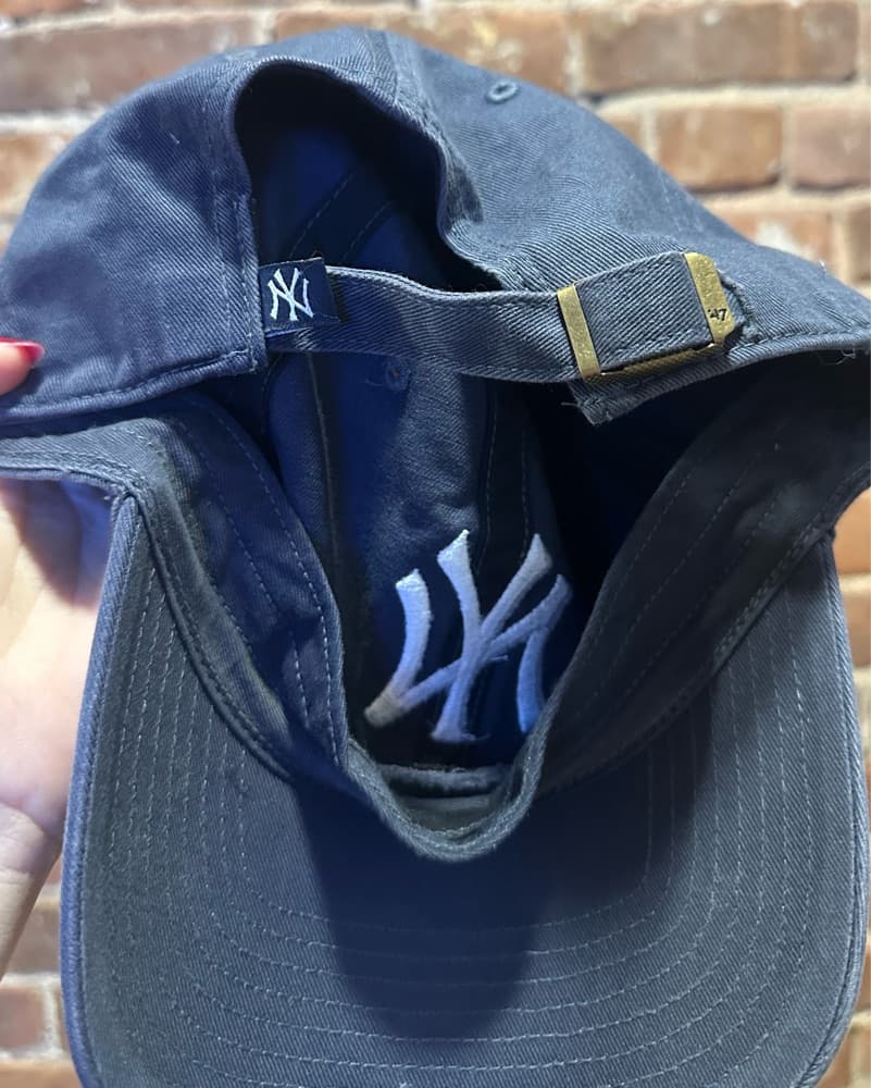 Vintage New York Yankees Cap - Image 2
