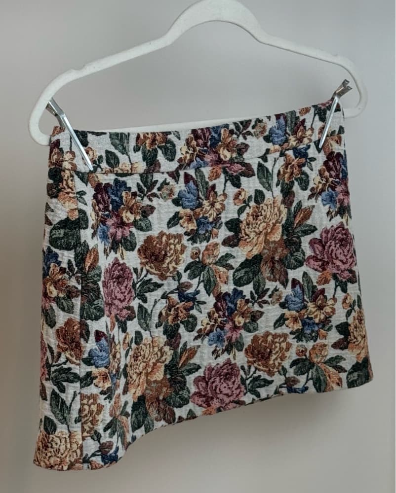 Zara Floral Mini Skirt  - Image 4