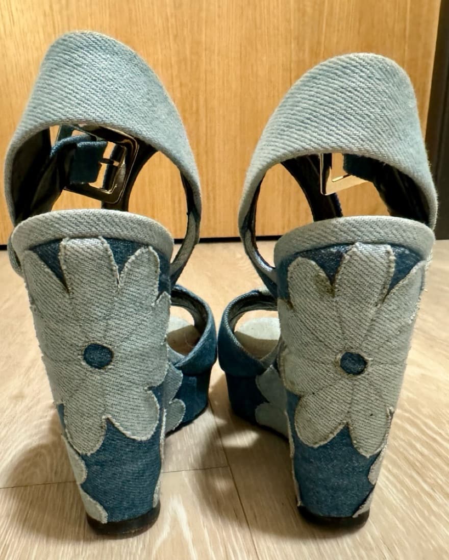 Roger Vivier Daisy Denim Platform Sandal - Image 5