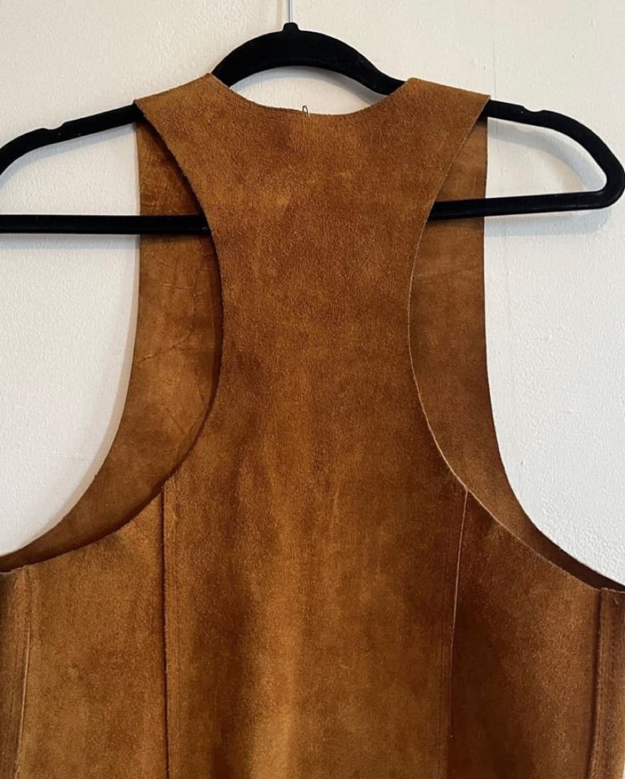 Vintage Leather Vest With Chains - Image 2