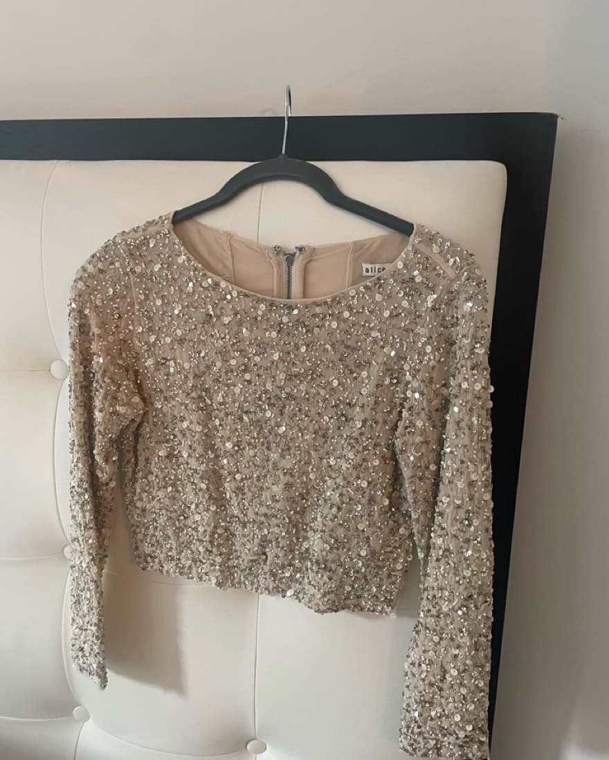 Alive & Olivia Embellished Crop - Image 1