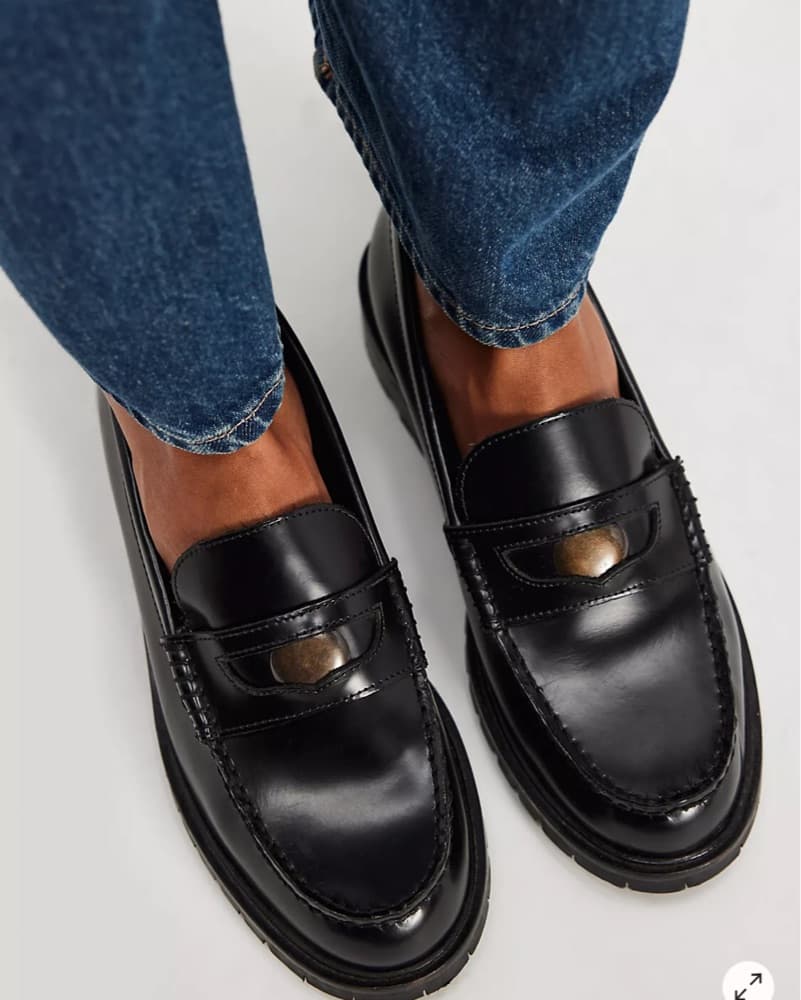 Sophisticated Leather Loafers - Image 2
