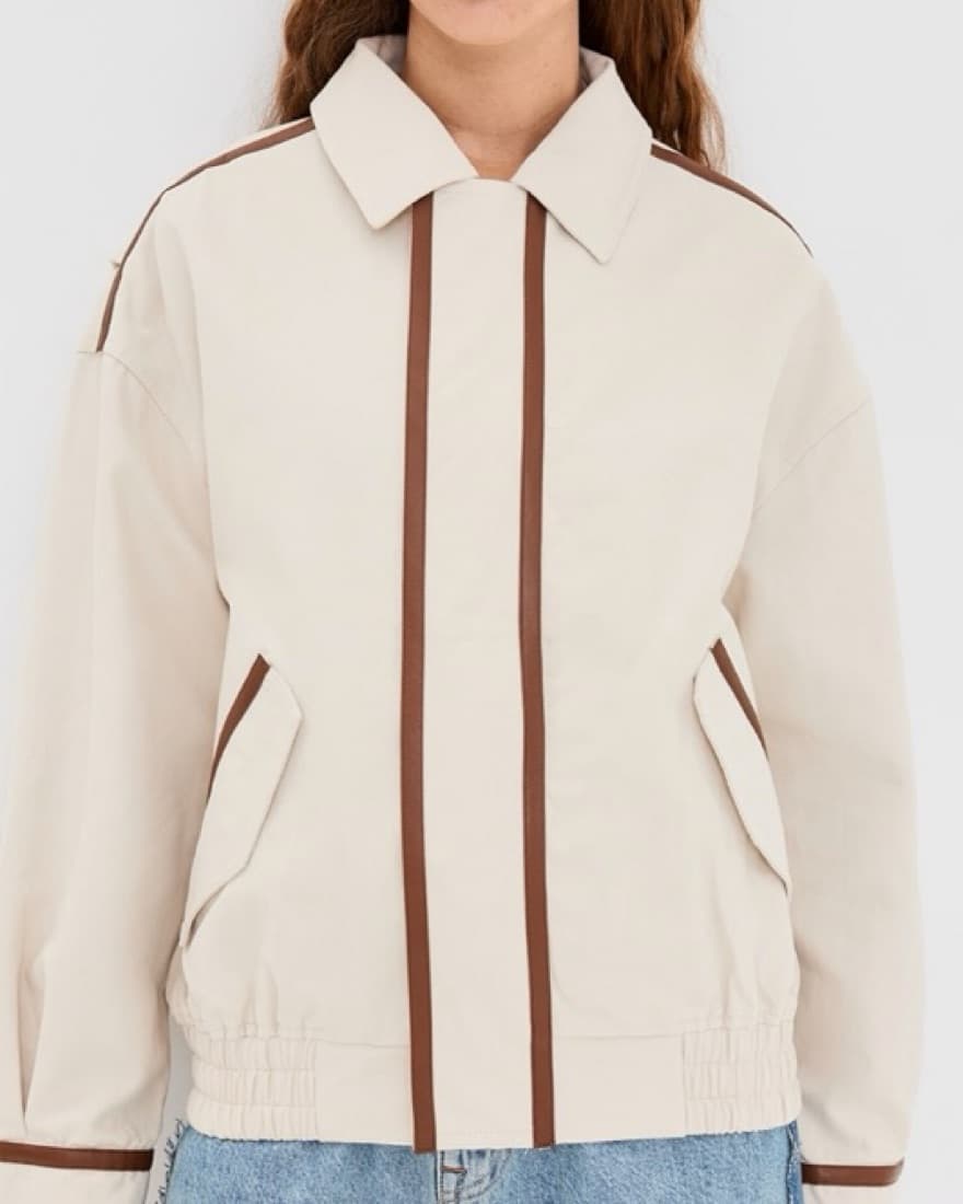 Lionness Womens Bomber Jacket - Image 4