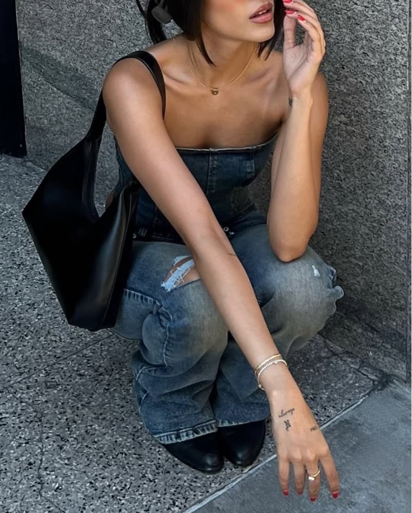 Low Rise Flare/Bootcut Jeans - Image 4