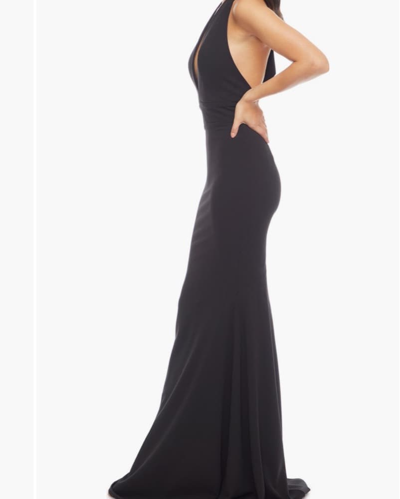 Elegant Black Maxi Dress - Image 2