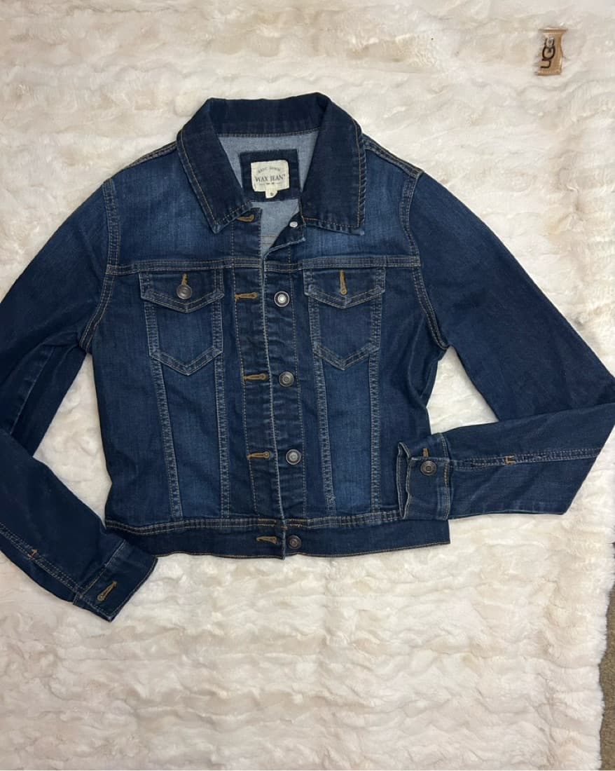 Classic jean jacket - Image 1