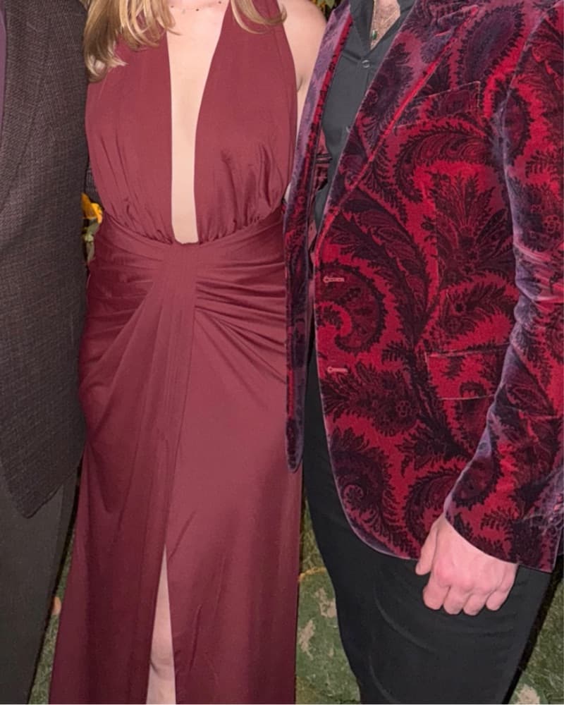 Cantarios Dress in Maroon - Image 2