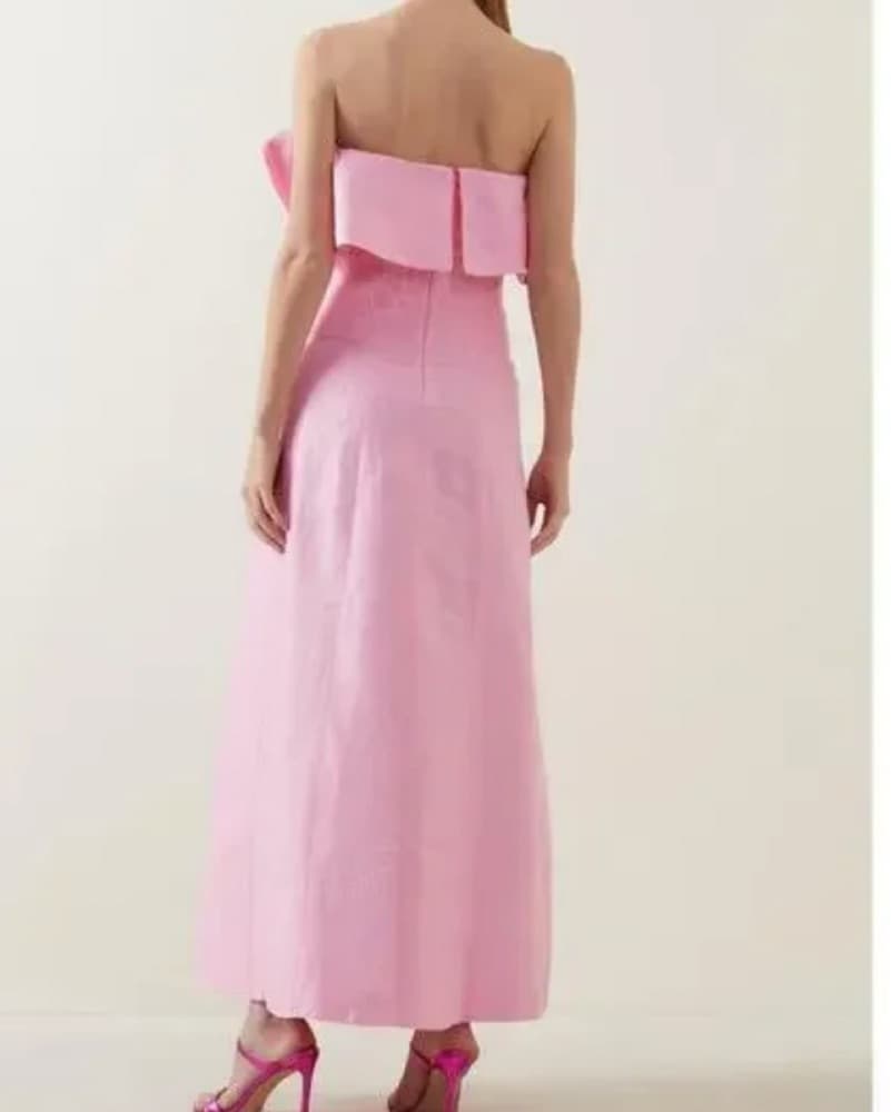 Elegant Ruffled Strapless Maxi Dress - Image 3