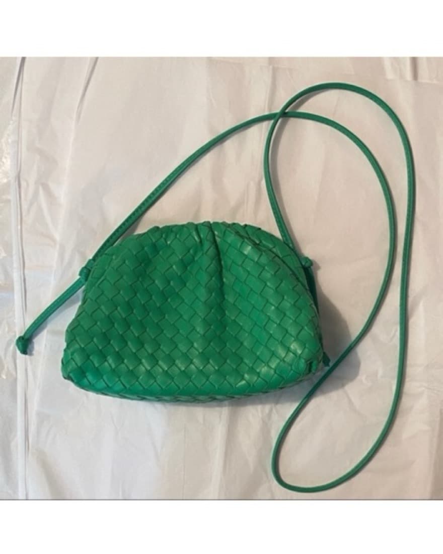 woven green crossbody bag - real leather - Image 2