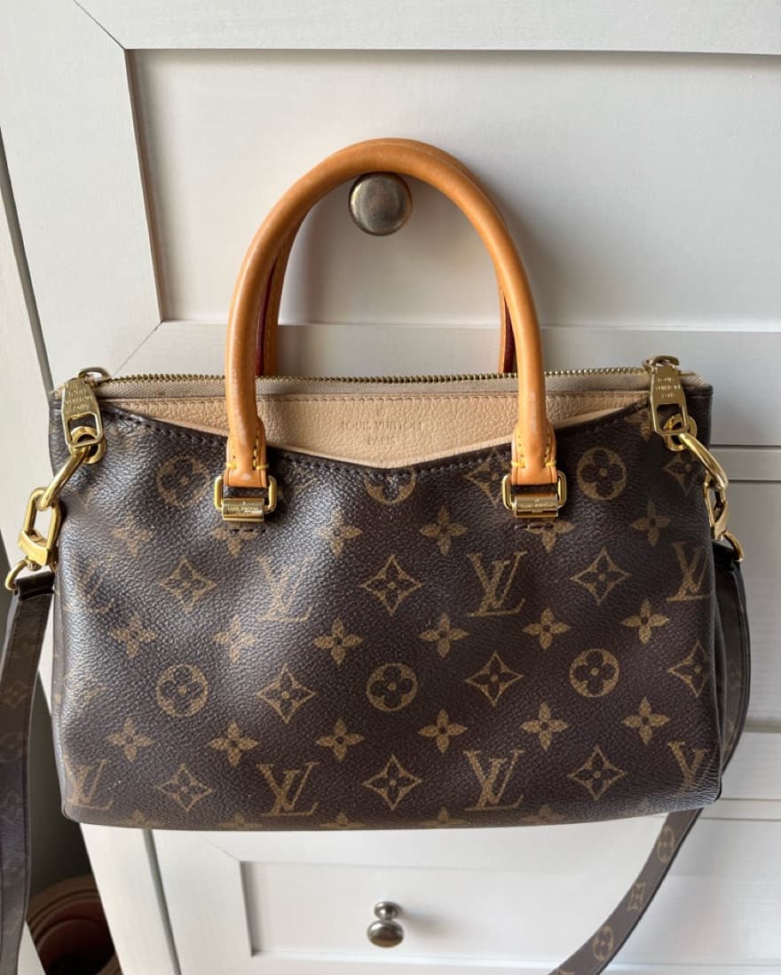Louis Vuitton Pallas BB Purse - Image 4