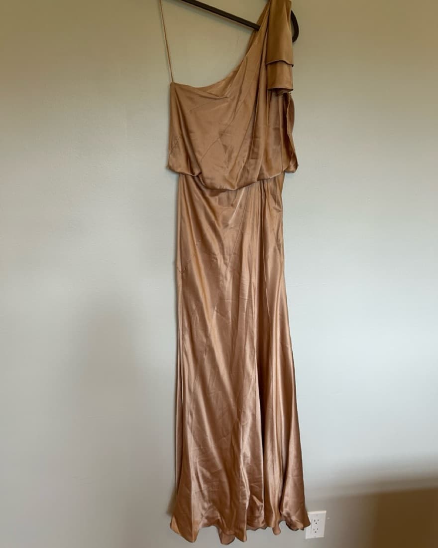 J Mendel Gown - Image 2
