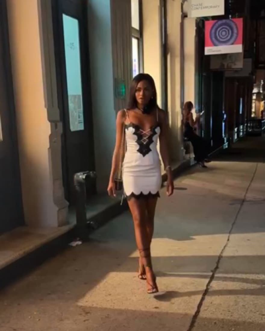 Elegant Monochrome Lace Dress - Image 2