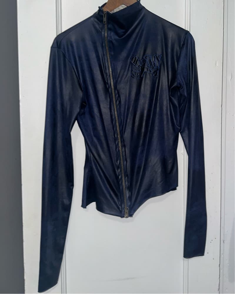 Sleek Navy Blue de V Zip Jacket - Image 4