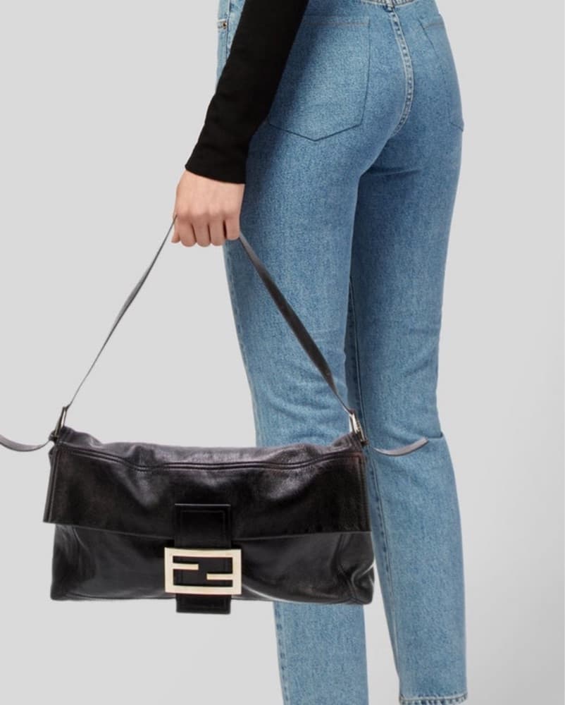 Fendi Maxi Baguette - Image 2