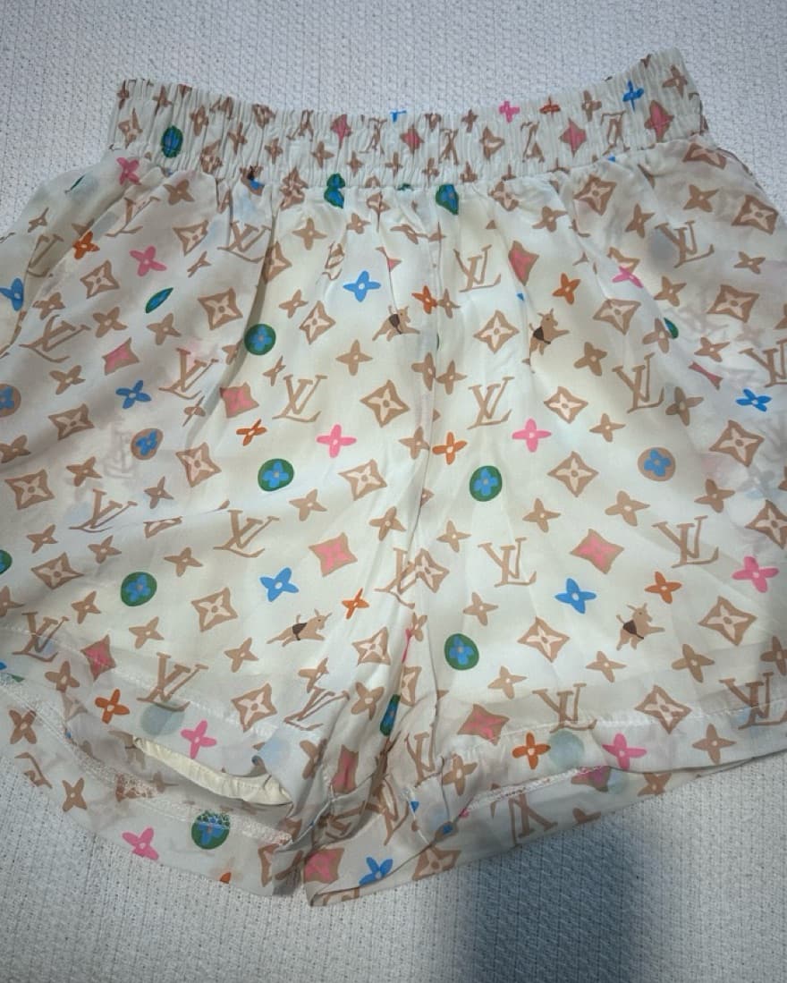 Two Piece Set  - Image 2