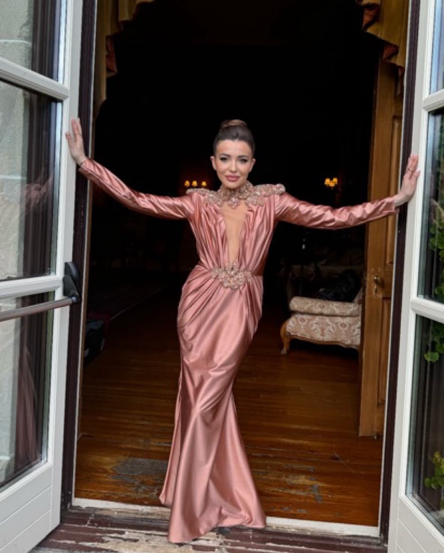 Custom Evening Gown Size 4, 34B/C  - Image 1