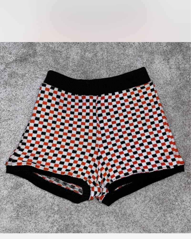 zara checkered shorts - Image 1
