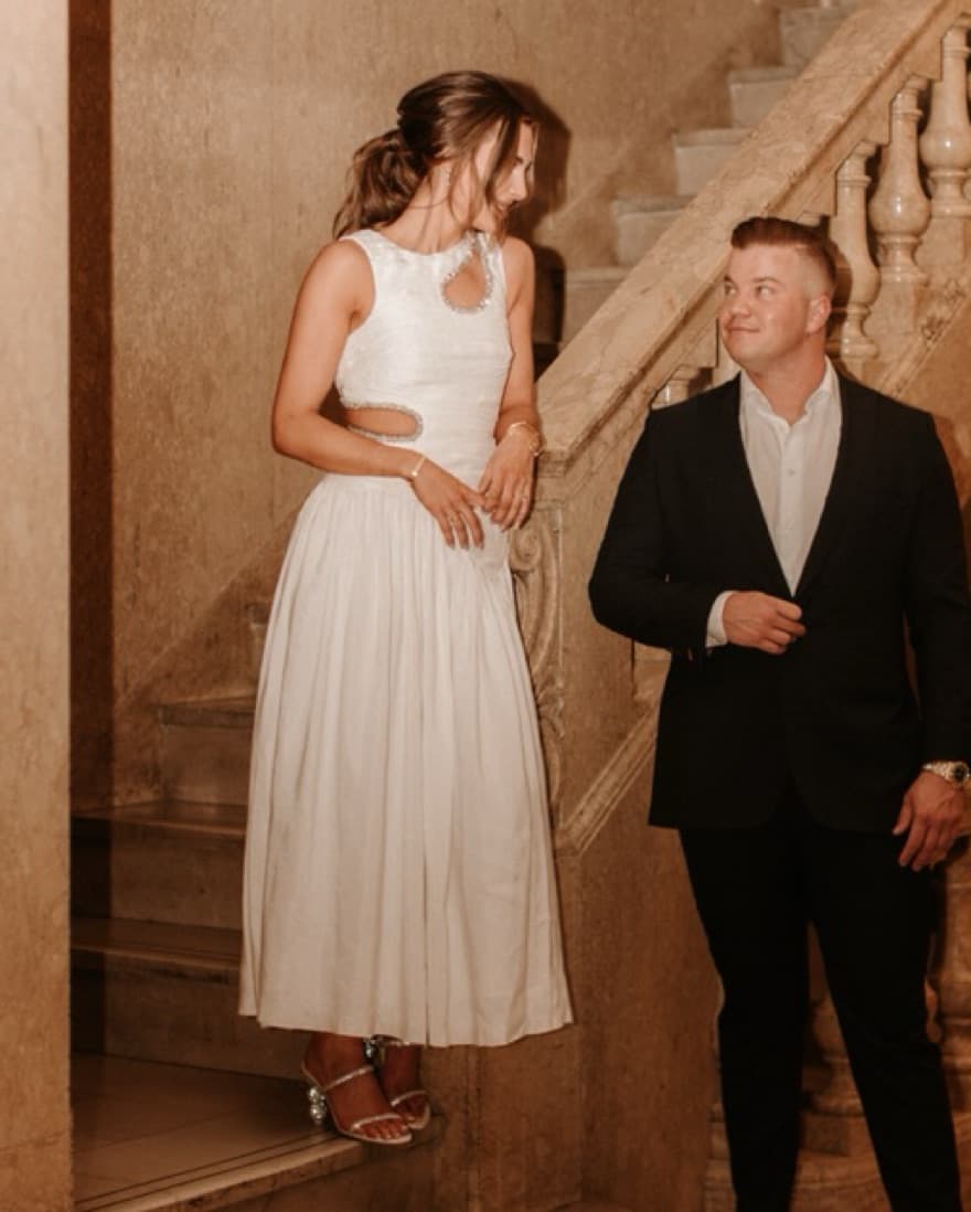 Elegant White Maxi Dress - Image 3
