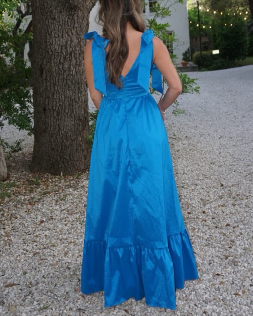 Lulus Blue Gown - Image 4