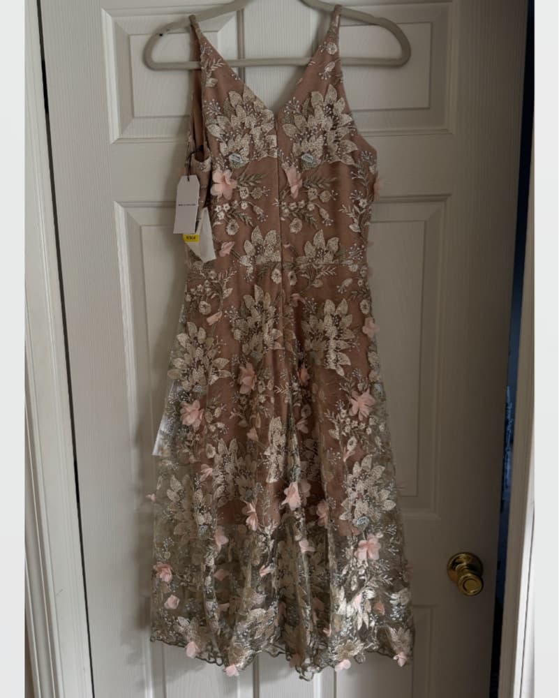 Dress The Population Floral dress  - Image 2