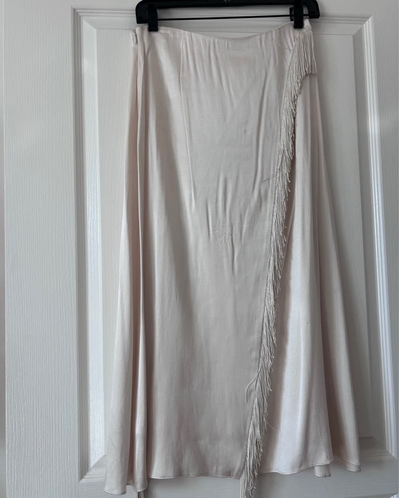 Vince Cream Ruffle Skirt  - Image 3