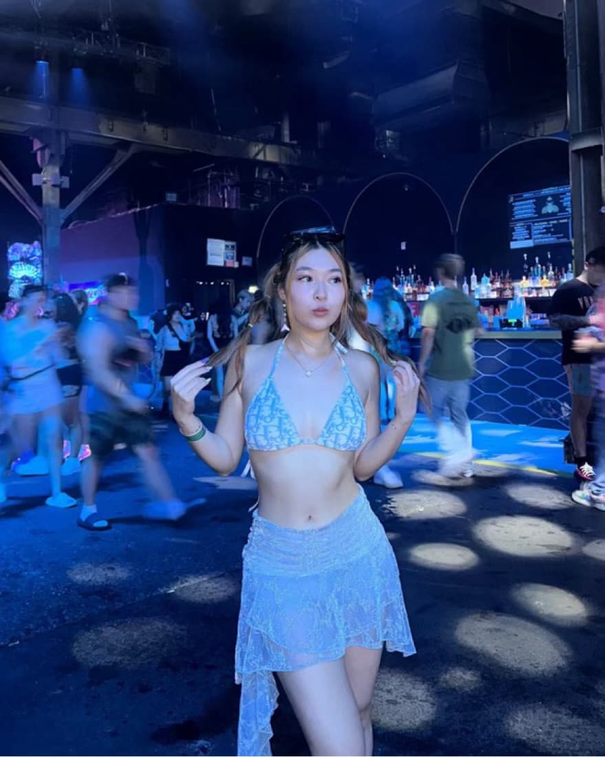 sparkly light blue mini skirt - Image 1