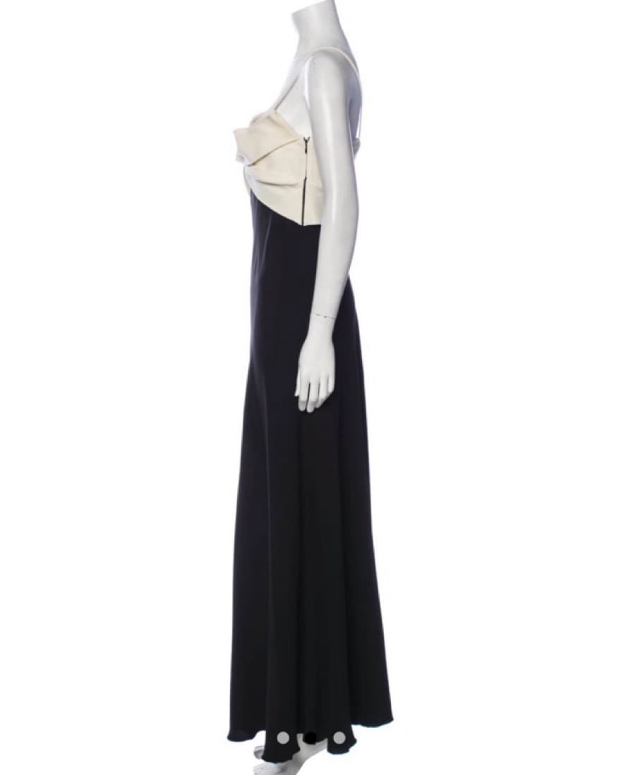 Vintage Valentino Gown - Image 4