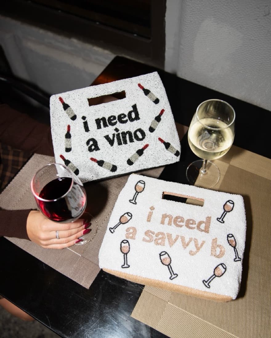 i need a saavy b beaded crossbody bag - Image 4