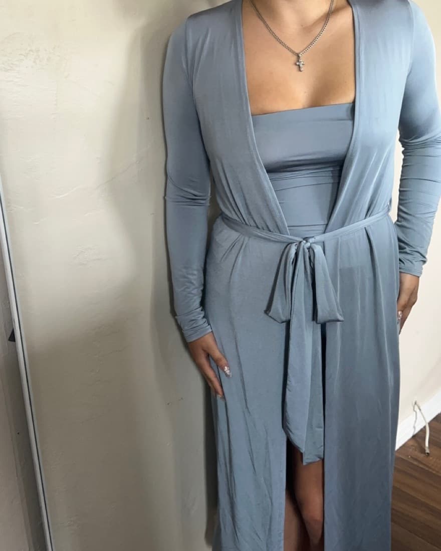 three piece set  - Image 3
