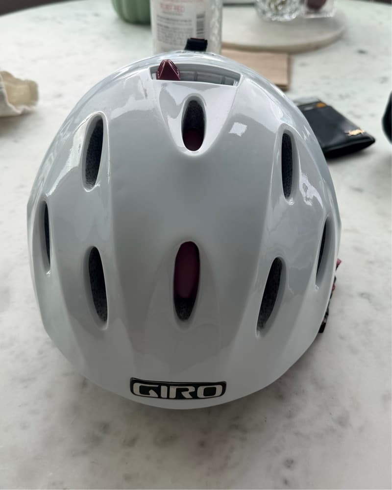 Giro Ski Helmet - Image 5