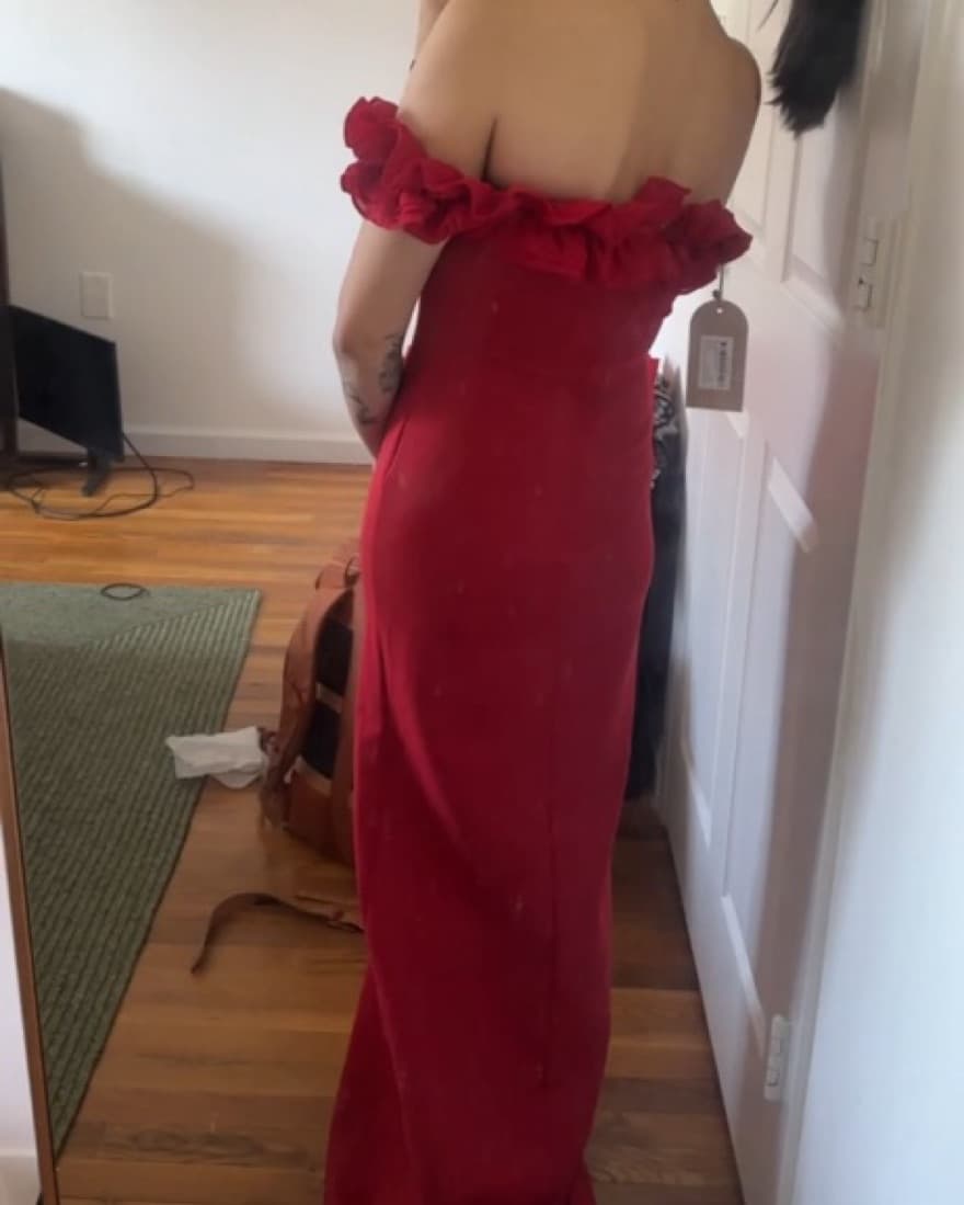 Meshki Nova Formal Red Strapless Dress - Image 3