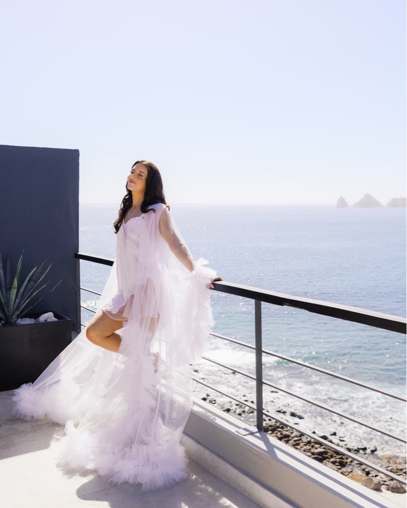 Ethereal Feather Robe - Image 3