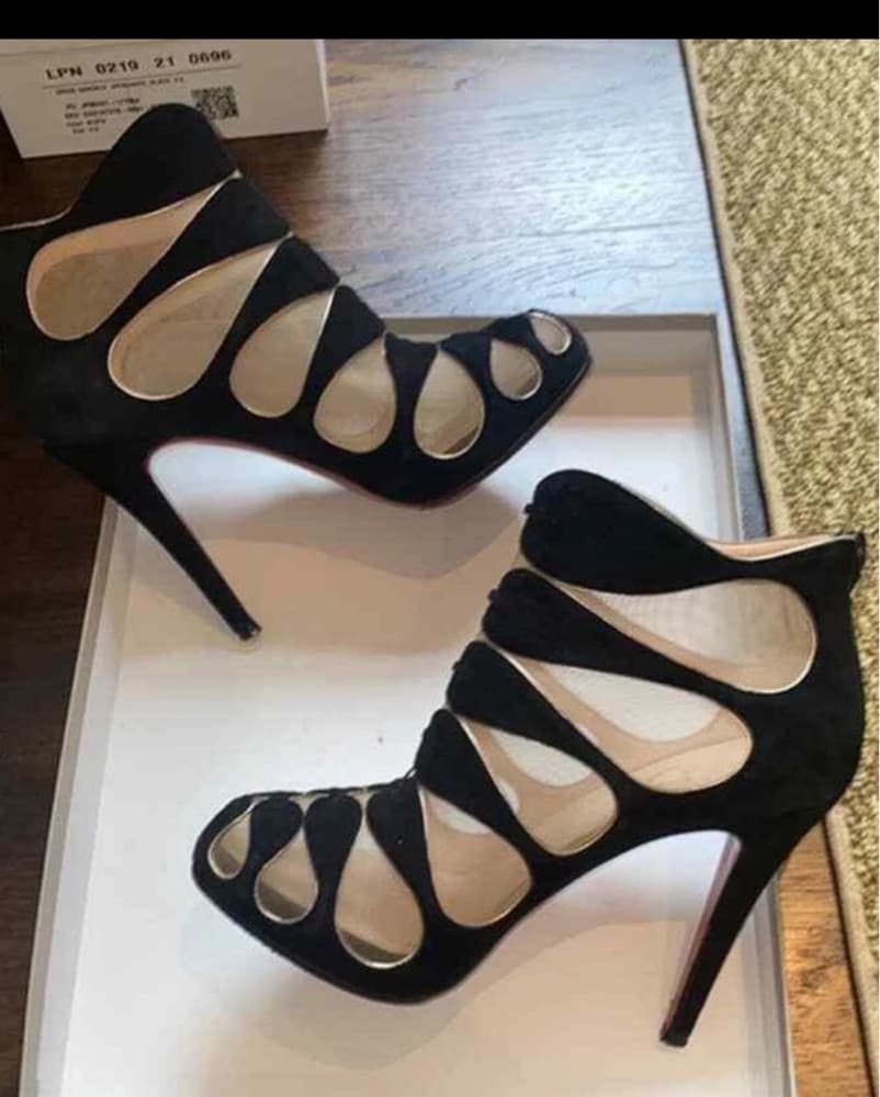 Christian Louboutin Cut Out Booties Sz 8 - Image 5