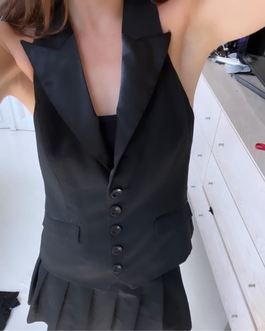 Halter Vest - Image 2
