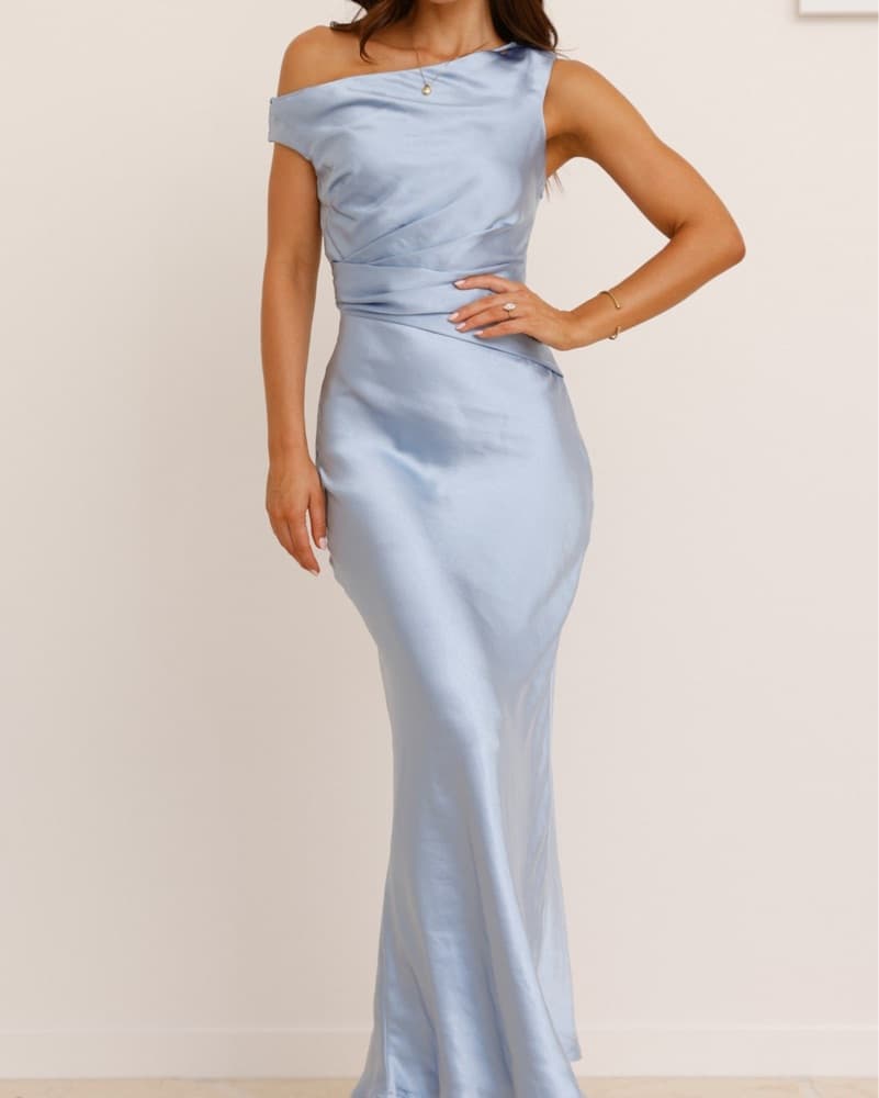NWToff the shoulder formal dress - Image 1