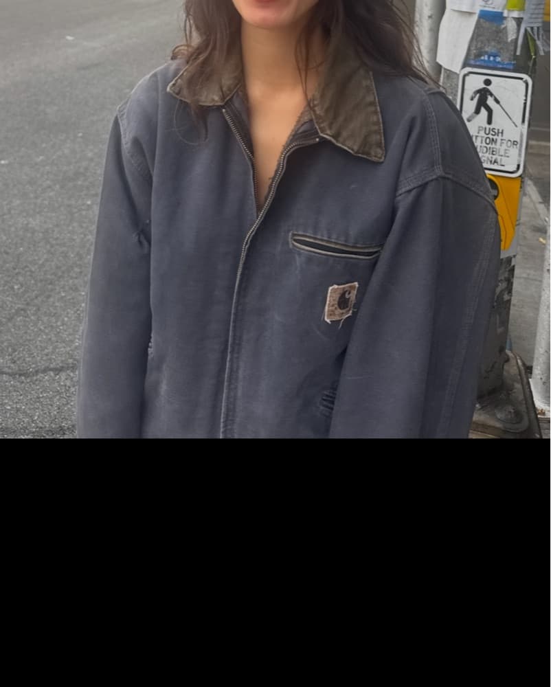 Vintage Gray Oversized Carhartt Jacket - Image 3