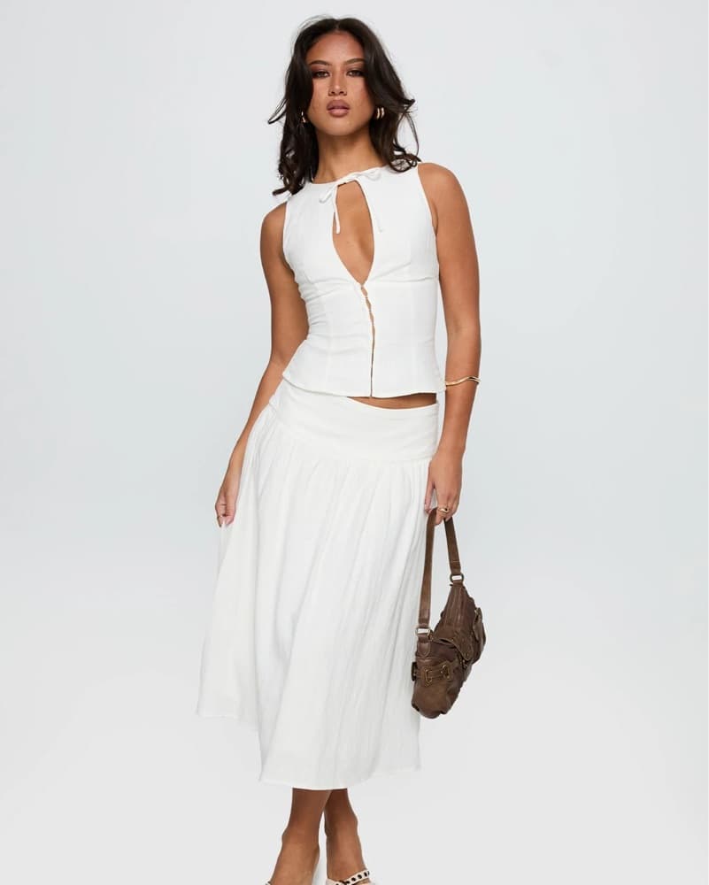 Princess Polly-Alissea Keyhole Linen Top - Image 1