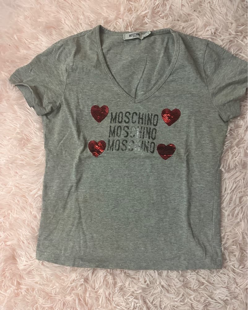 gray moschino tee - Image 1