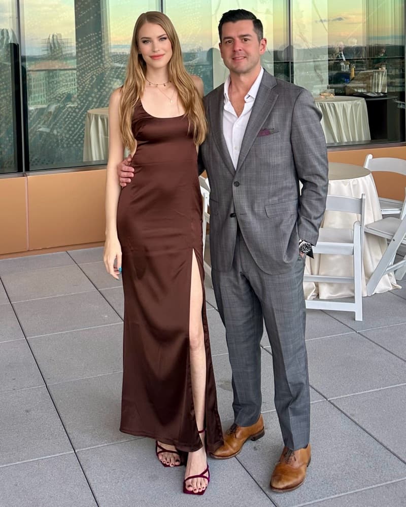 Brown Satin Maxi Dress Slit Glamour - Image 2