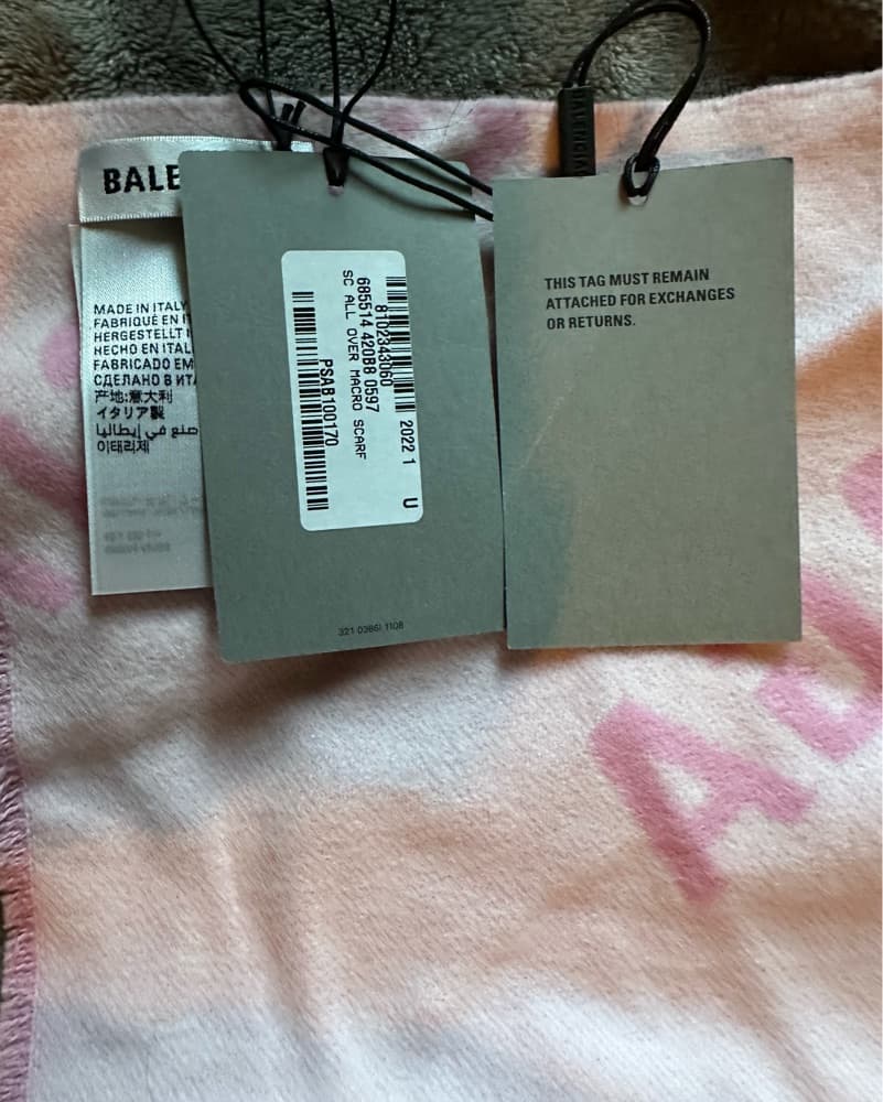 Balenciaga Monogram Fleece Wrap - Image 6