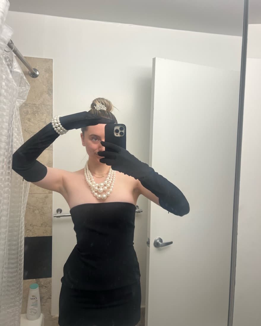 Breakfast At Tiffanys Costume - Image 2
