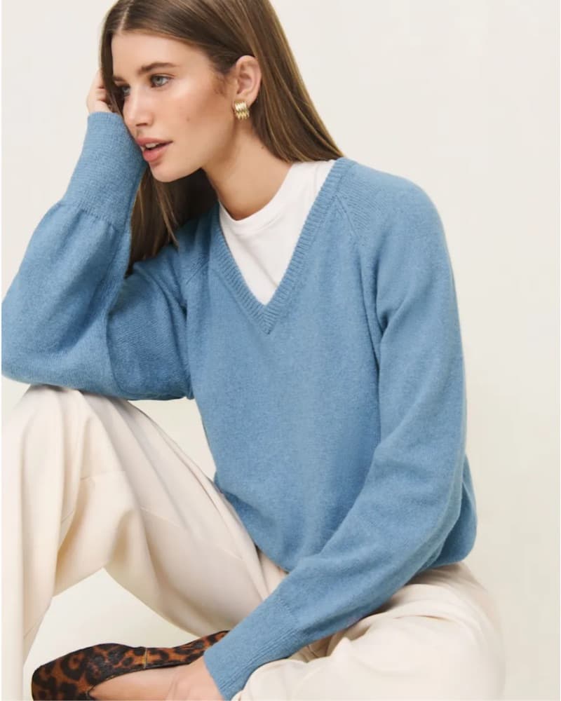 Reformation Saylor Cashmere Blend V-neck - Image 3